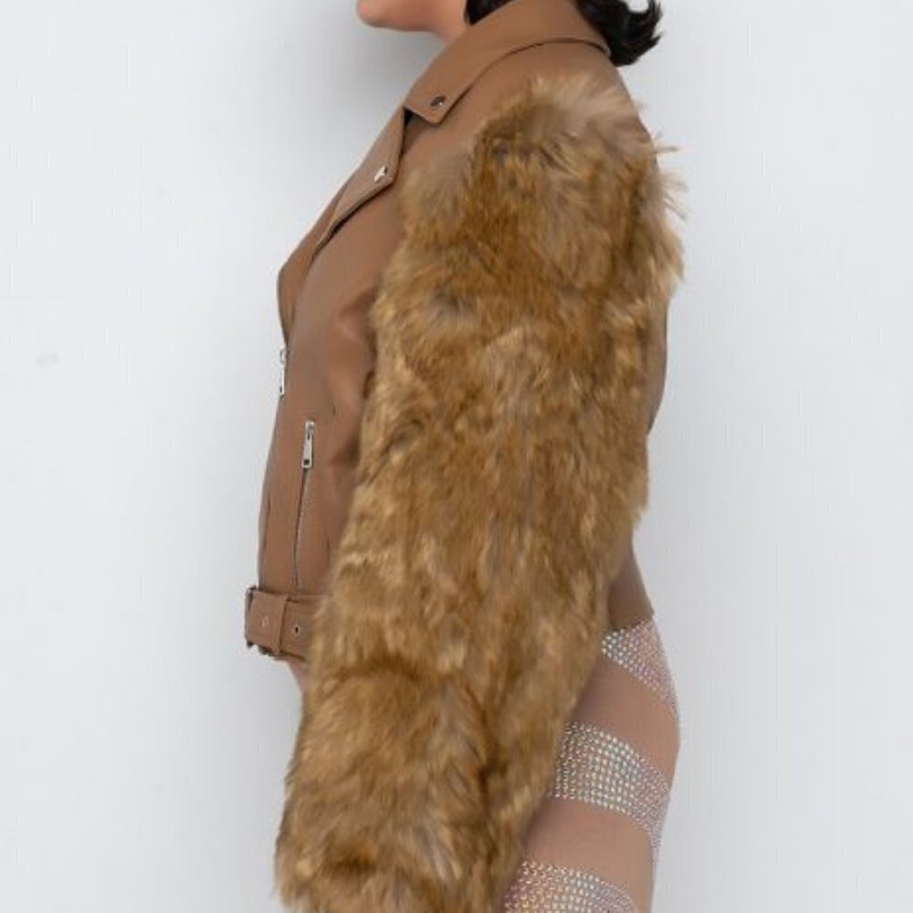 PLUS AZALEA WANG UTILITY FAUX FUR ARMS MOTO JACKET - Picture 5 of 9